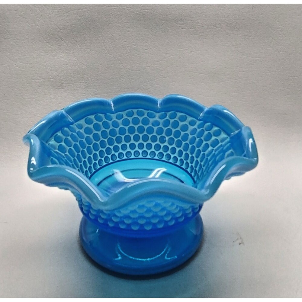 Vintage Westmoreland Art Glass Blue Hobnail Candy Dish 5" x 3"